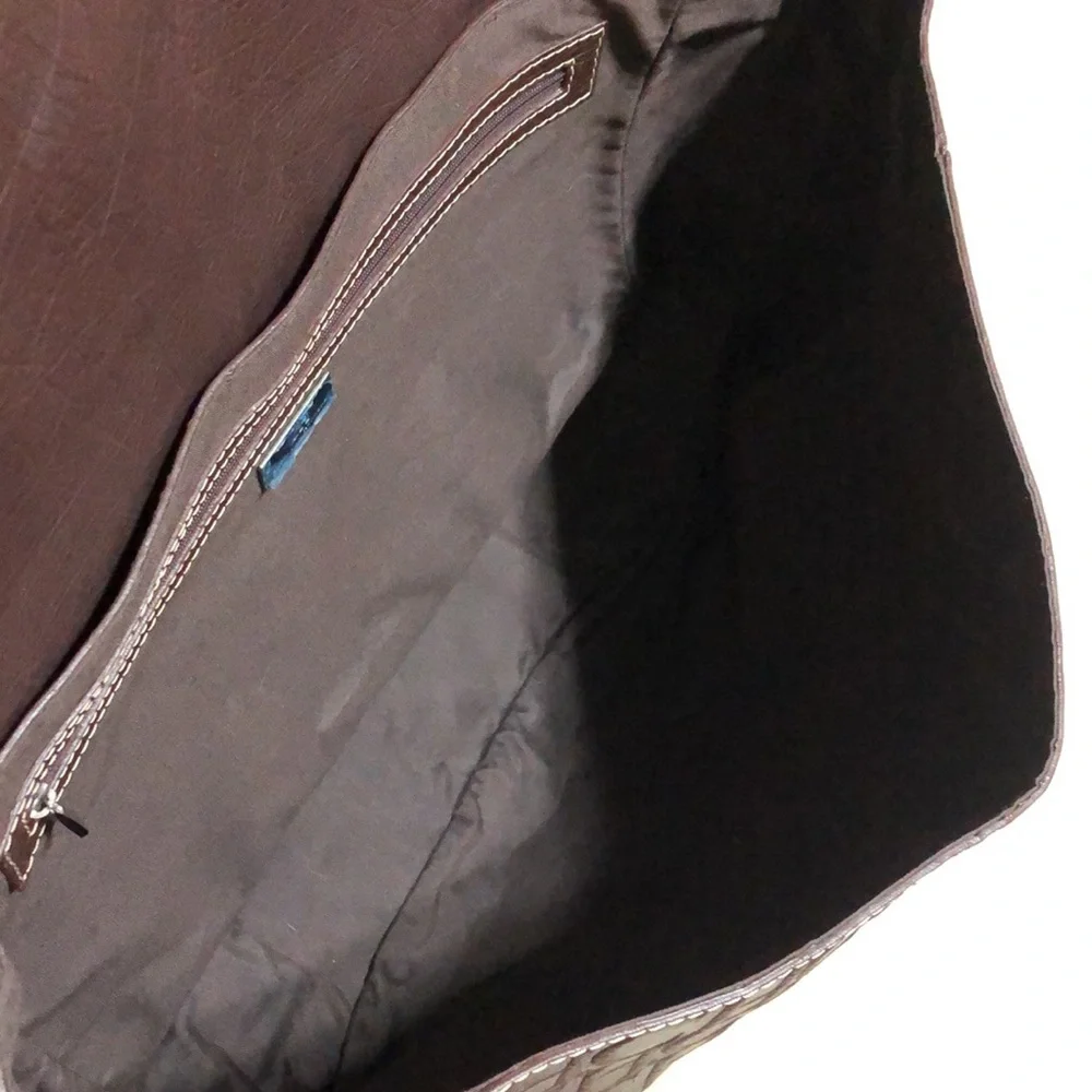 Carolina Herrera CH Monogram Large Leather Messenger Shoulder Bag Brown - Picture 5 of 10